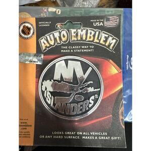 New York Islanders NHL Hockey Auto Emblem Silver/Black 3"